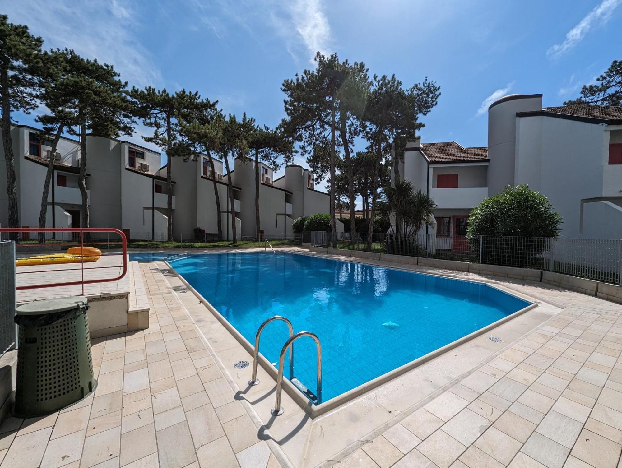 Holiday Village Lignano Sabbiadoro Exterior photo